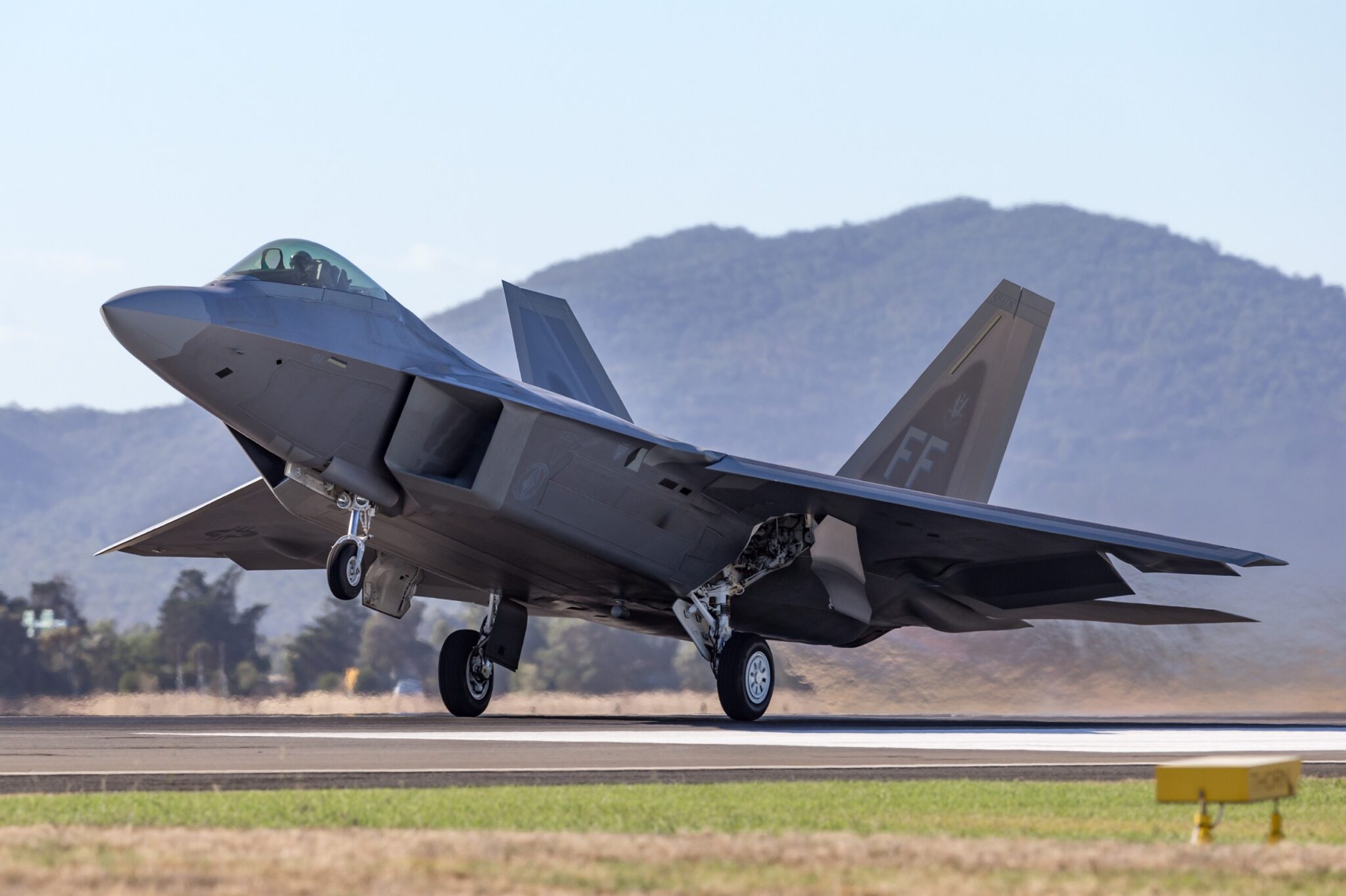 military and commercial aircraft, Smart Buyer